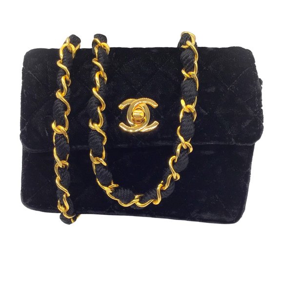 CHANEL BLACK VINTAGE 80'S QUILTED VELVET MINI FLAP BAG - Picture 1 of 13